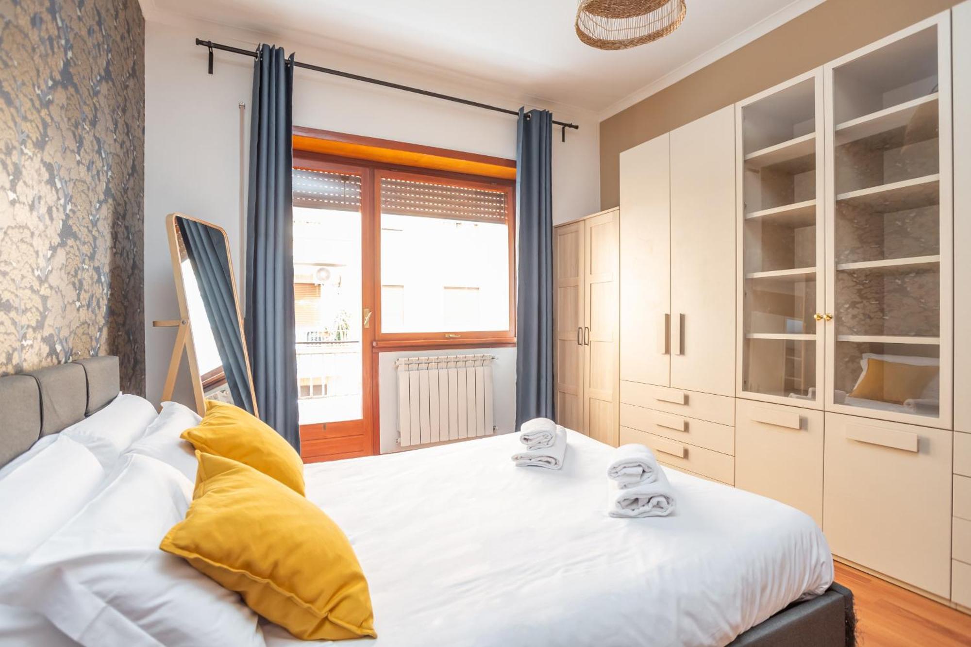 Apartment St Peters Colorful 3bdr *