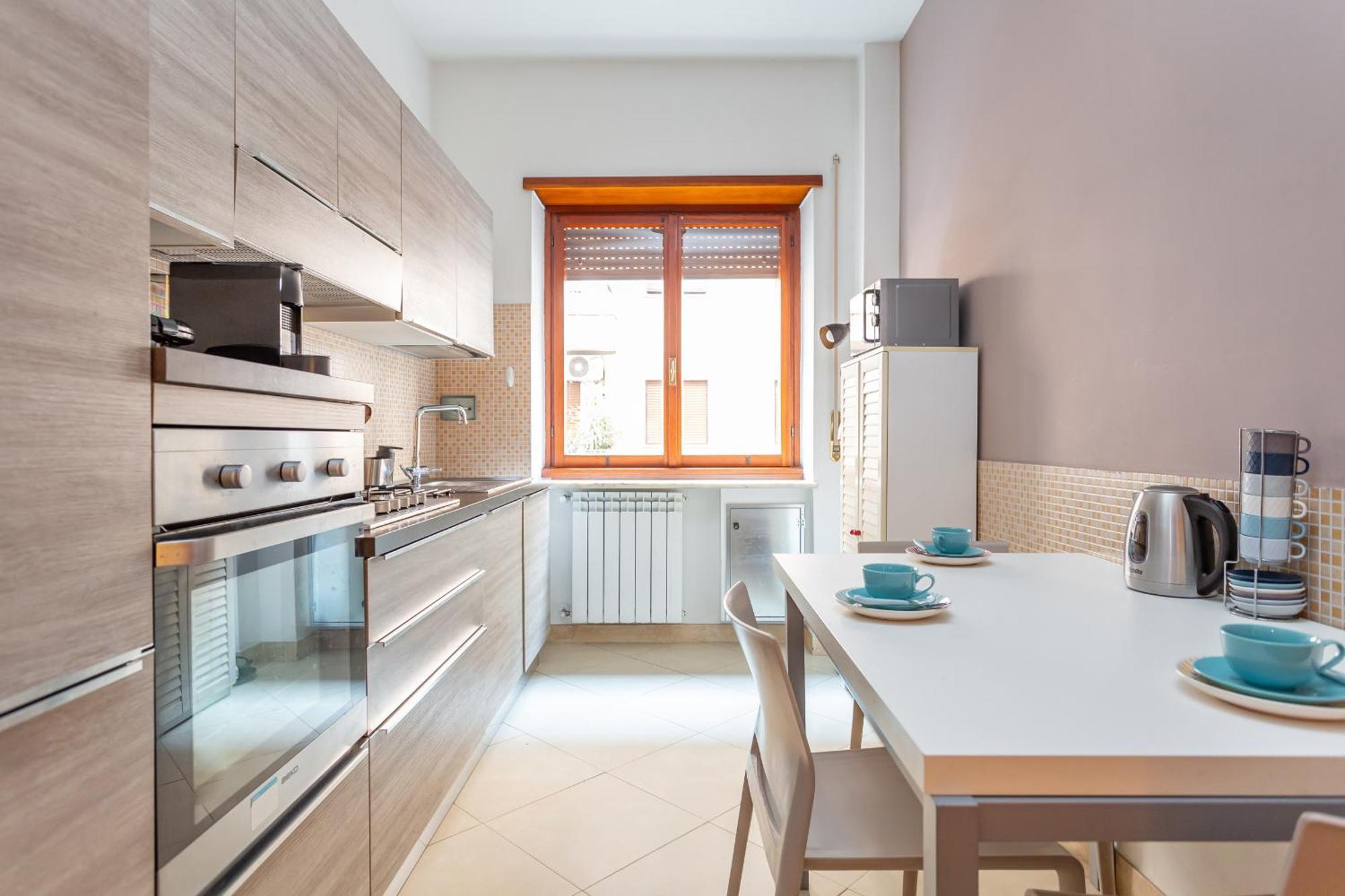 Apartment St Peters Colorful 3bdr Rom